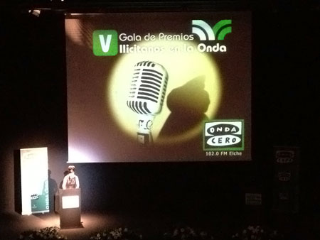 Mayte Vilaseca presentando la V Gala de Premios Ilicitanos en la Onda