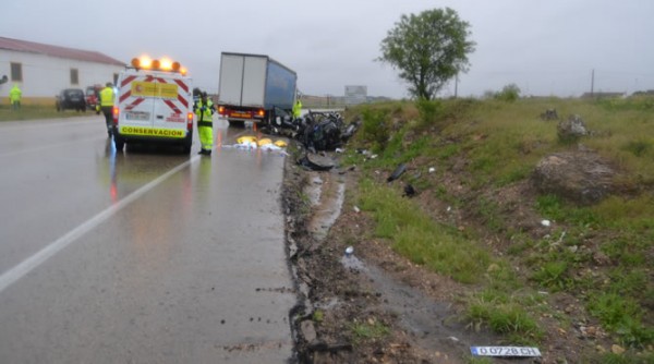 personas-misma-familia-mueren-brutal-accidente-Cuenca